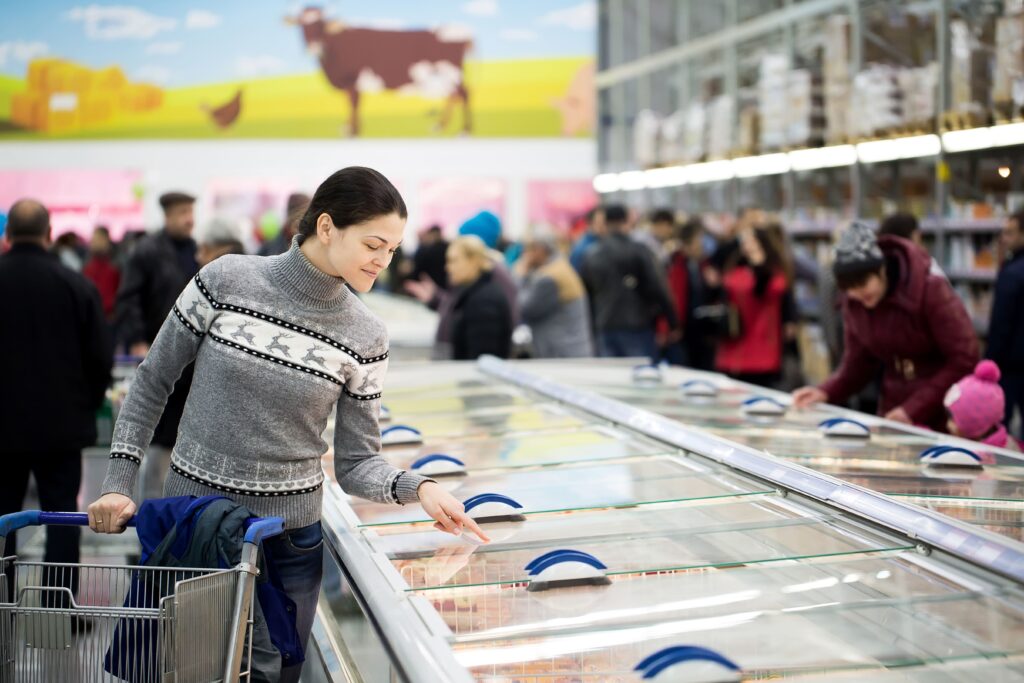 Tampas deslizantes: melhor exposição e conservação de congelados